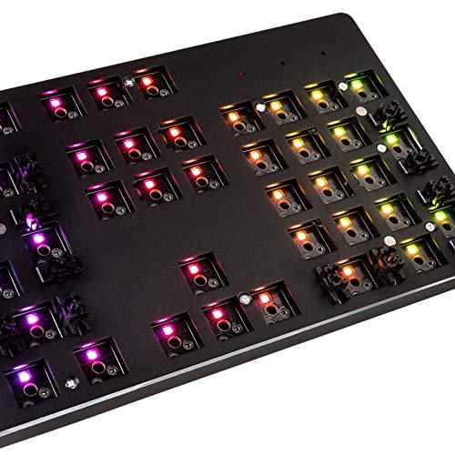 Геймърска механична клавиатура основа Glorious RGB GMMK ISO Layout-3