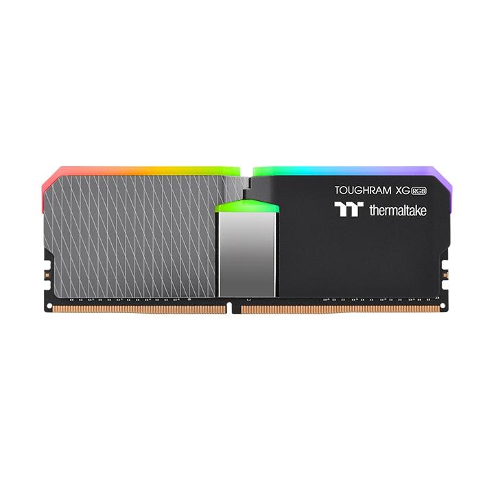 Памет Thermaltake Toughram XG RGB Black 16GB(2x8GB) DDR4 PC4-28800 3600MHz CL18 R016D408GX2-3600C18A-2