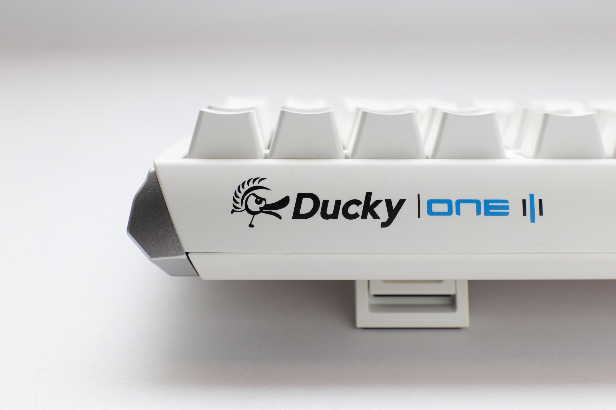 Геймърскa механична клавиатура Ducky One 3 Pure White Full Size Hotswap Cherry MX Black, RGB, PBT Keycaps-4
