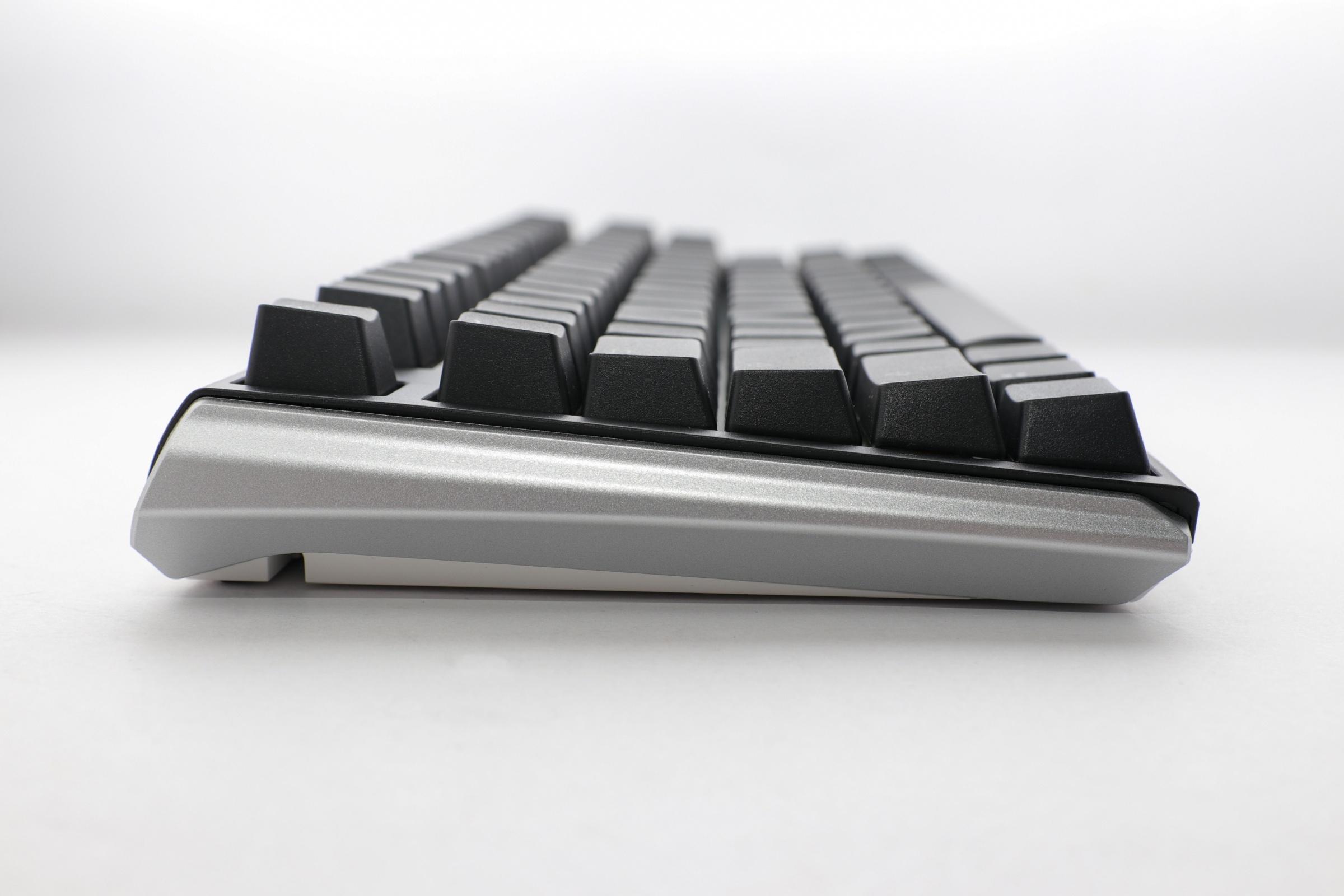 Геймърскa механична клавиатура Ducky One 3 Classic TKL Hotswap Cherry MX Black, RGB, PBT Keycaps-4